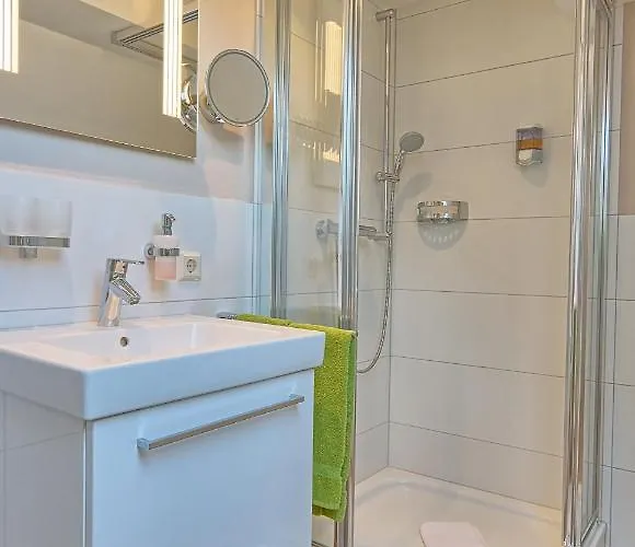 Ξενοδοχείο Garni Bergblick 3*